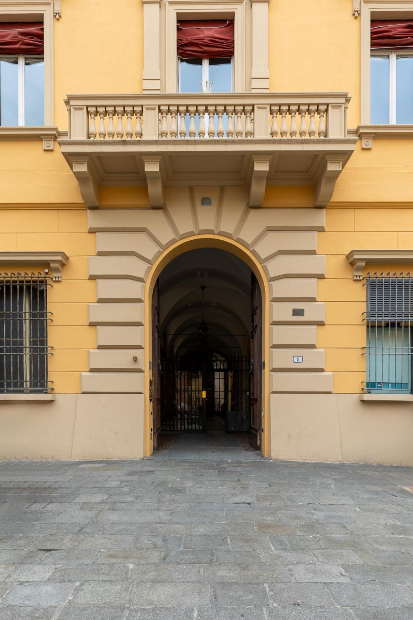 San Martino - Luxury Apartments By Design Club Collection Bologna Exterior photo