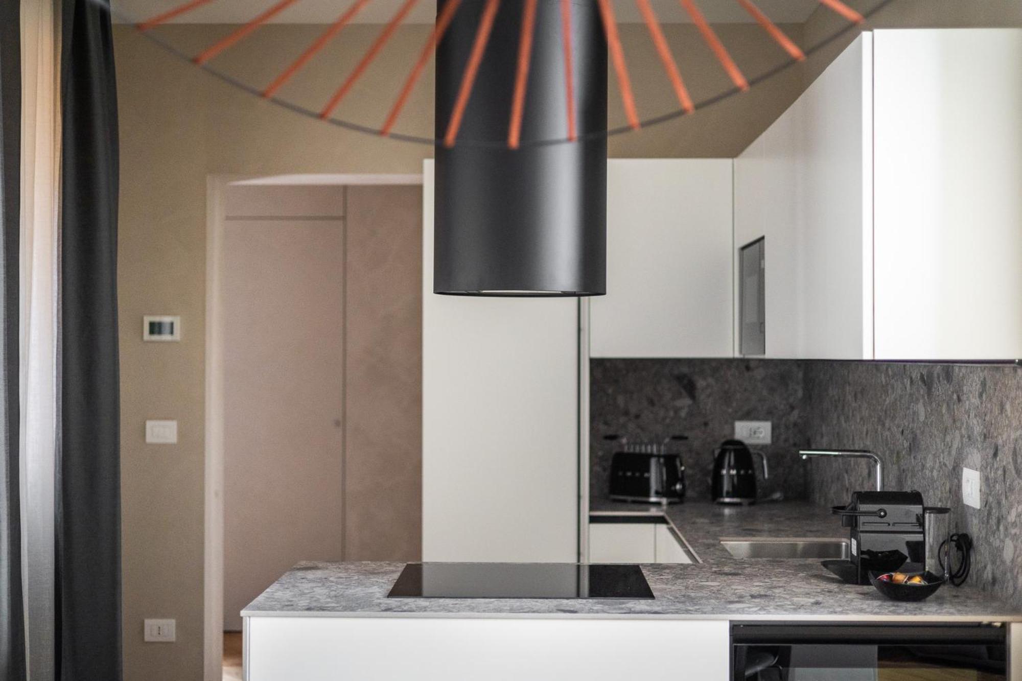 San Martino - Luxury Apartments By Design Club Collection Bologna Exterior photo