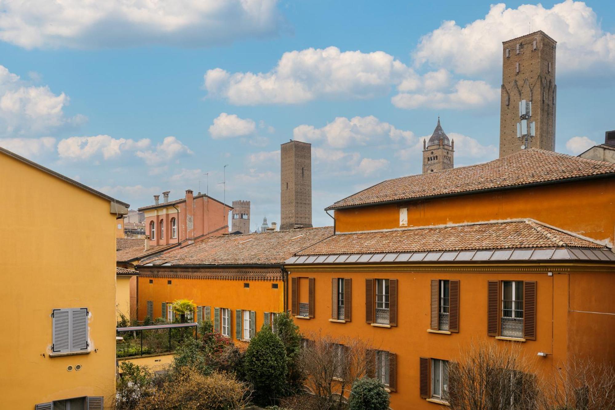 San Martino - Luxury Apartments By Design Club Collection Bologna Exterior photo